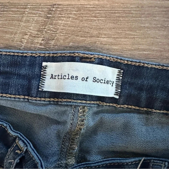 Articles of Society Flare Crop Jeans Size 31 Raw Hem Dark Wash Trendy Stretchy - Picture 2 of 12